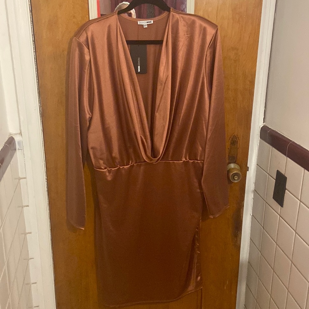 Rustic Side Ruched dress - Picture 1 of 2
